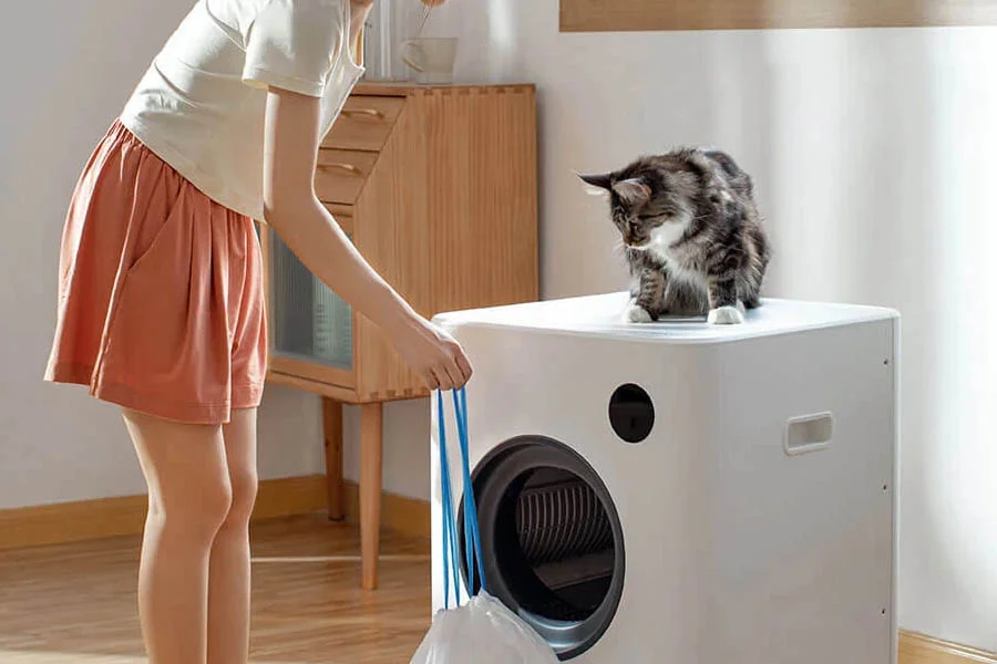 self-cleaning litter boxes